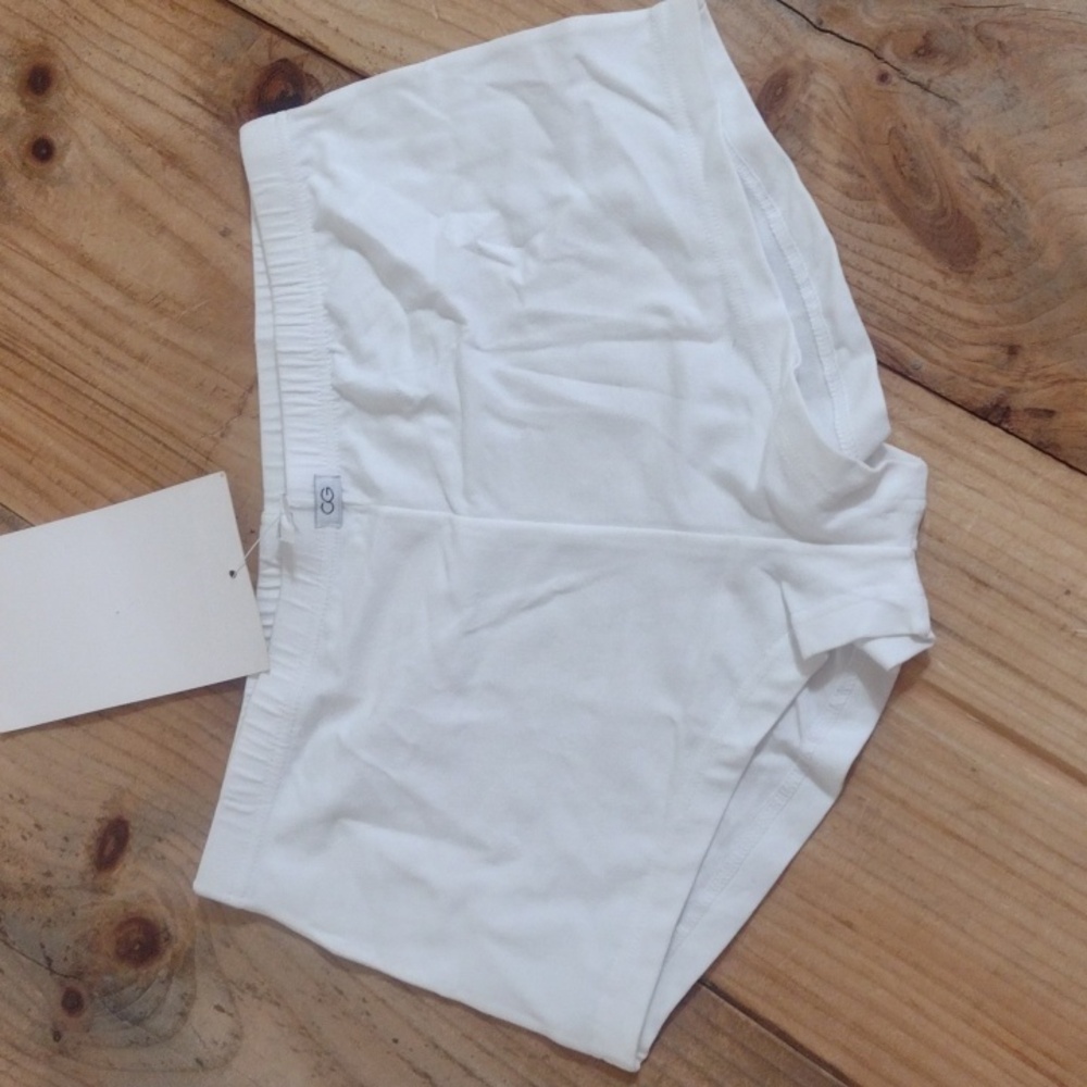 DND Textiles Sample White Boy Shorts NWT